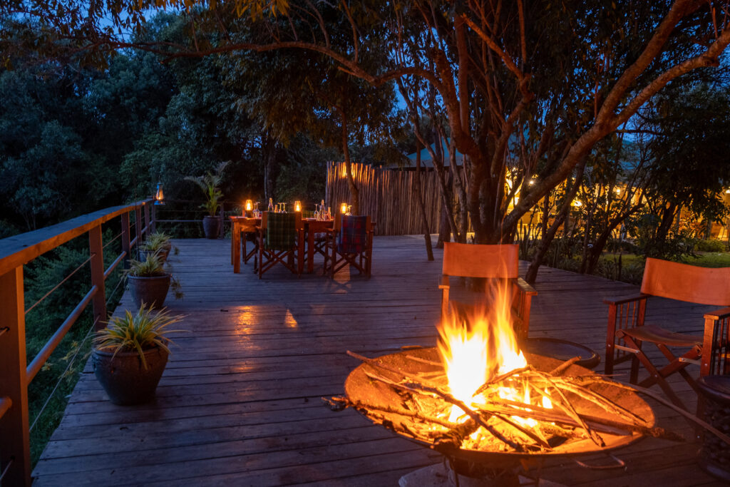 Camp fire at the dect
